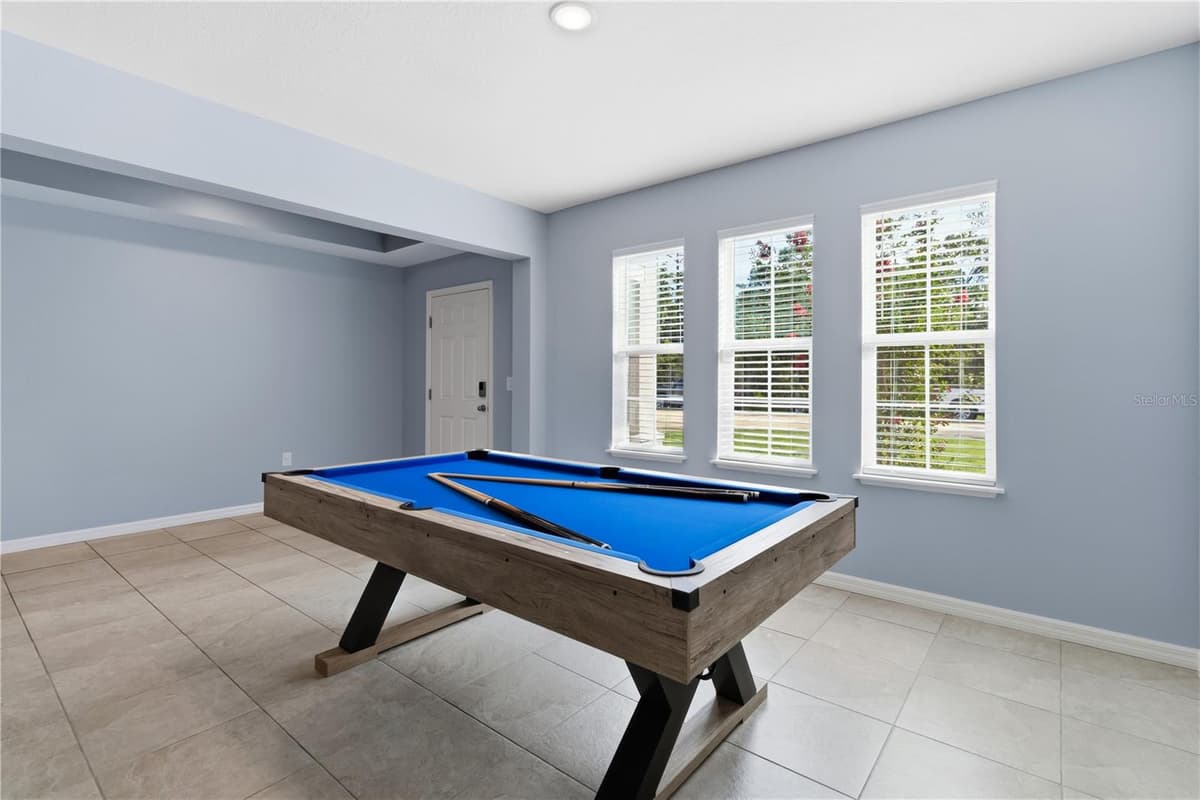 14557 CEDARWOOD AVENUE — photo 7 of 62