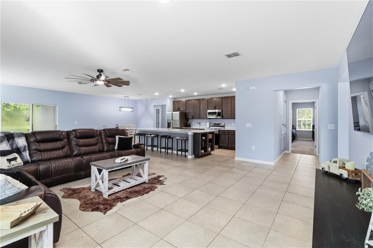 14557 CEDARWOOD AVENUE — photo 13 of 62