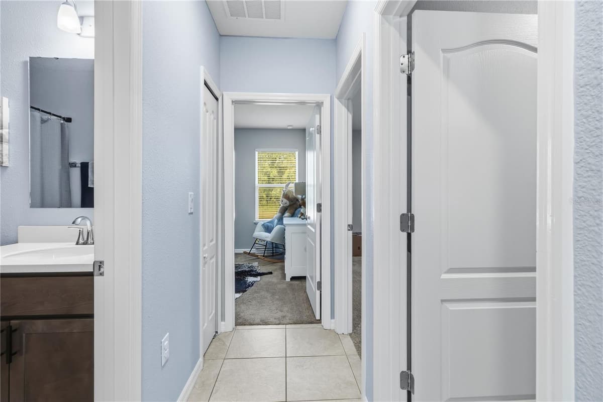 14557 CEDARWOOD AVENUE — photo 37 of 62
