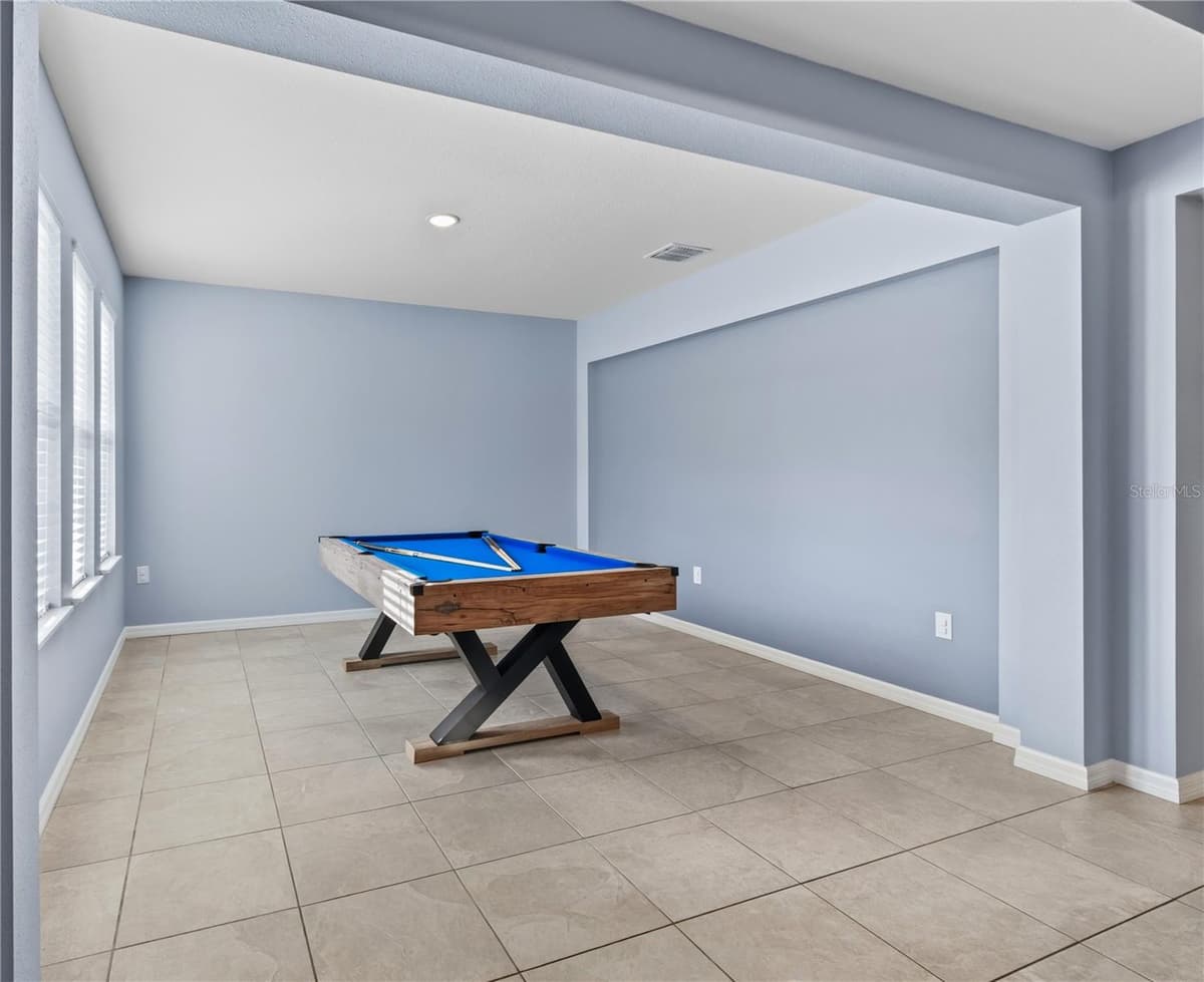 14557 CEDARWOOD AVENUE — photo 6 of 62
