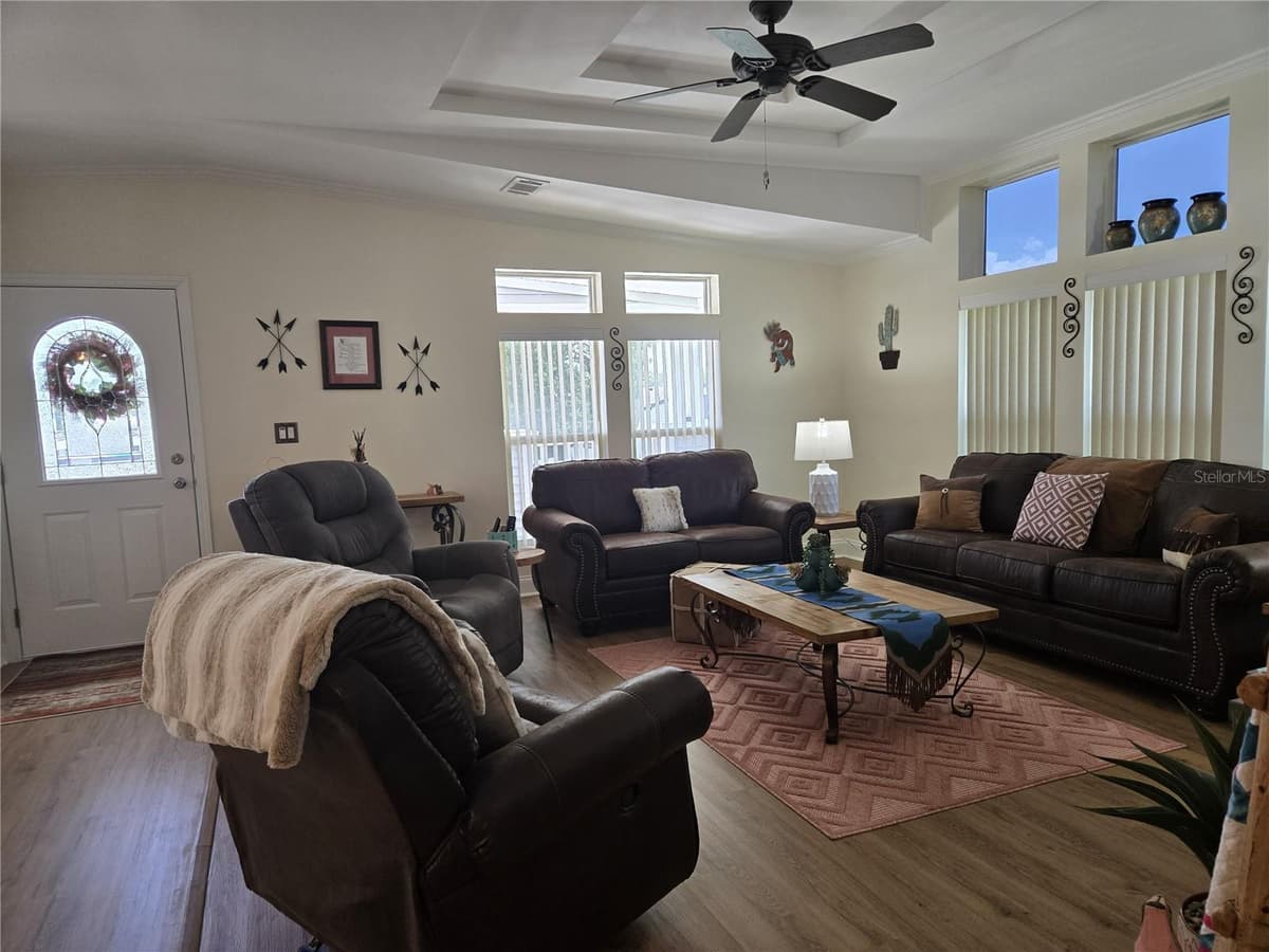 3931 COHEN DRIVE — photo 10 of 35