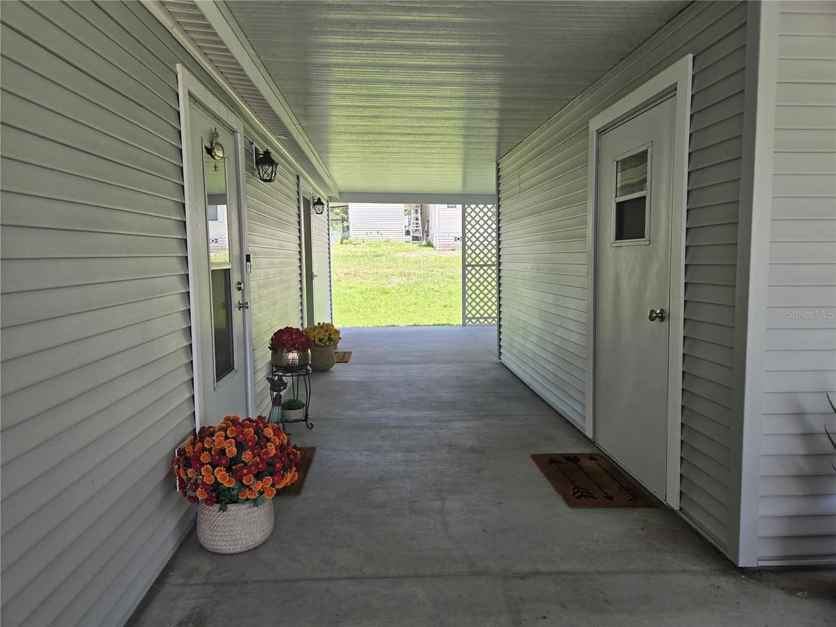 3931 COHEN DRIVE — photo 5 of 35