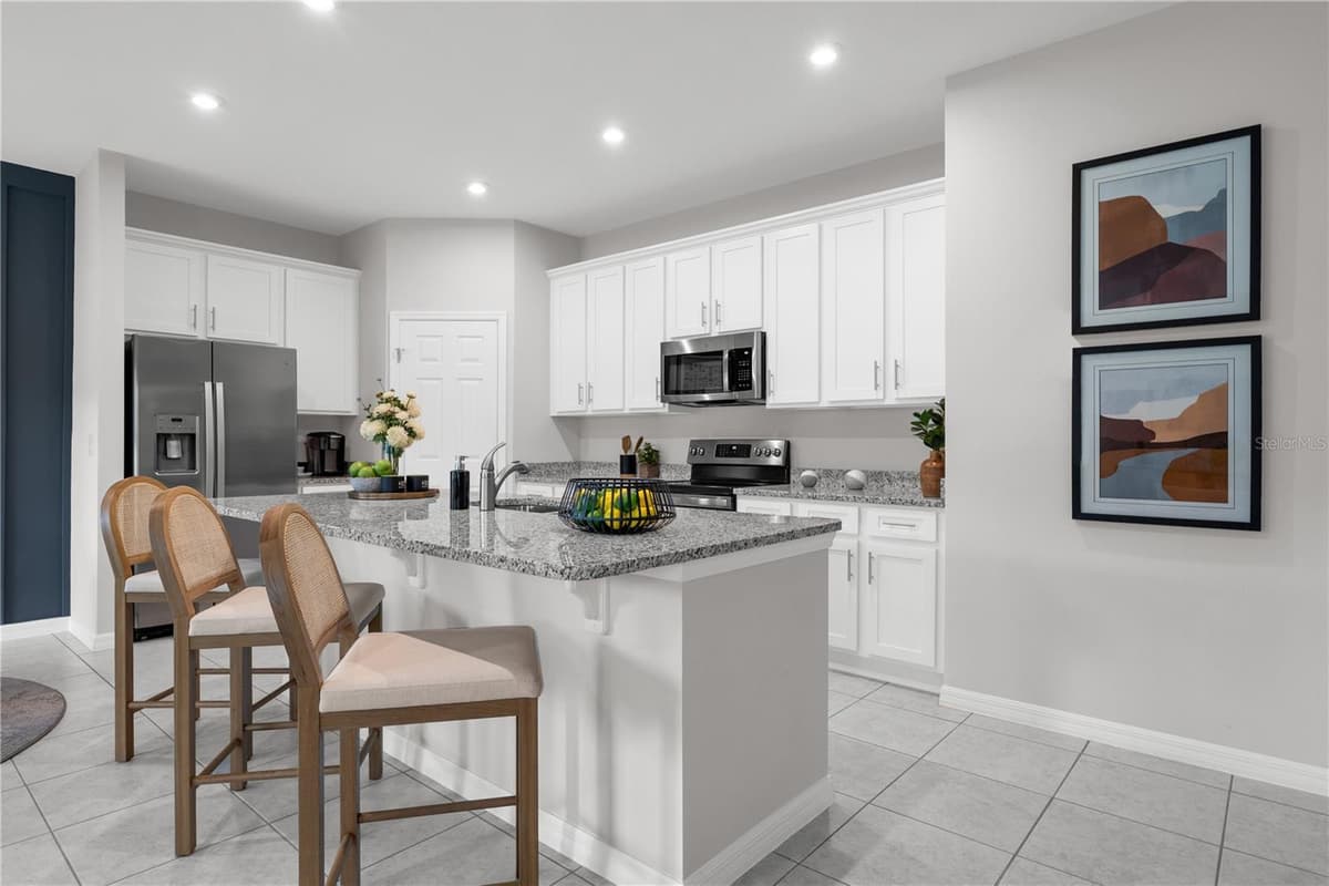 1737 FLAG STREET — photo 14 of 41