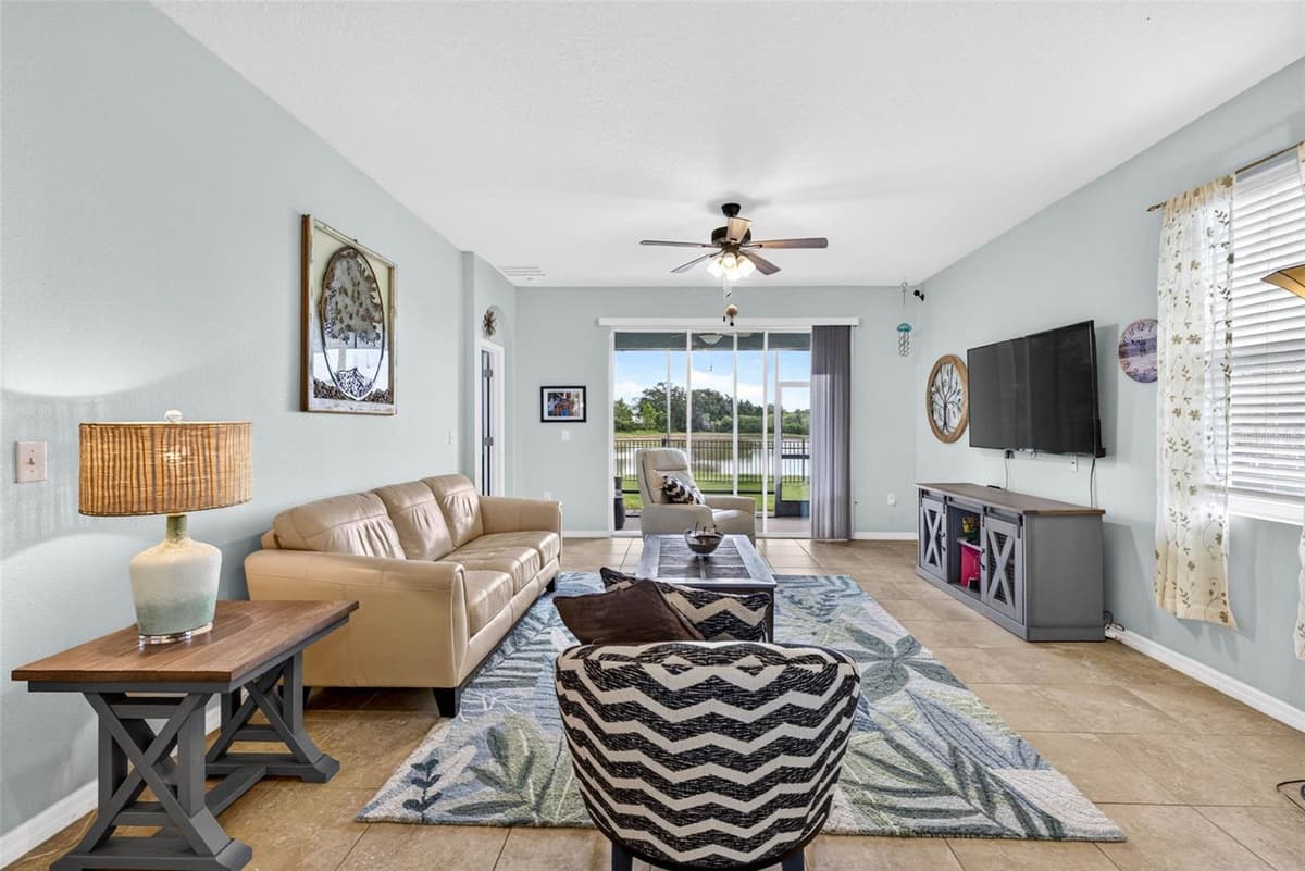 7460 STONEBROOK CIRCLE — photo 7 of 46
