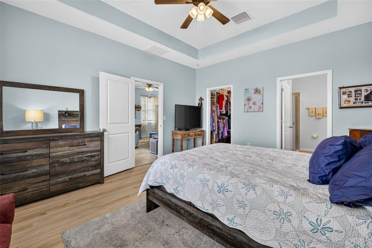 7460 STONEBROOK CIRCLE — photo 19 of 46