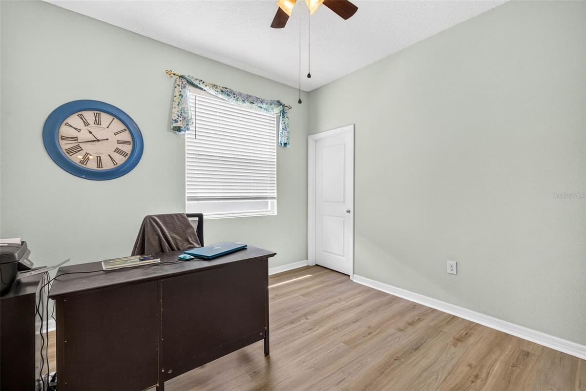 7460 STONEBROOK CIRCLE — photo 21 of 46