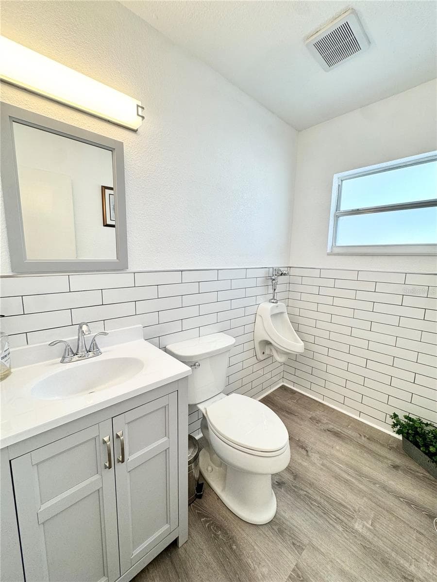 4795 49TH STREET — photo 14 of 24
