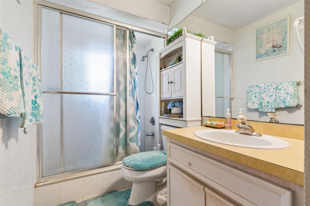 5851 HUTTON DRIVE — photo 18 of 21