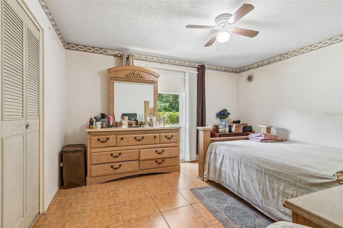 5851 HUTTON DRIVE — photo 15 of 21