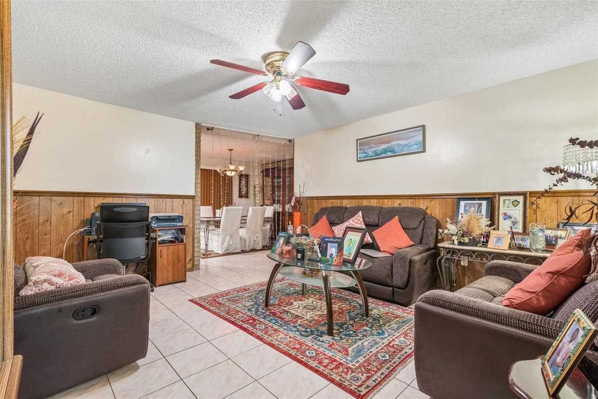 5851 HUTTON DRIVE — photo 7 of 21