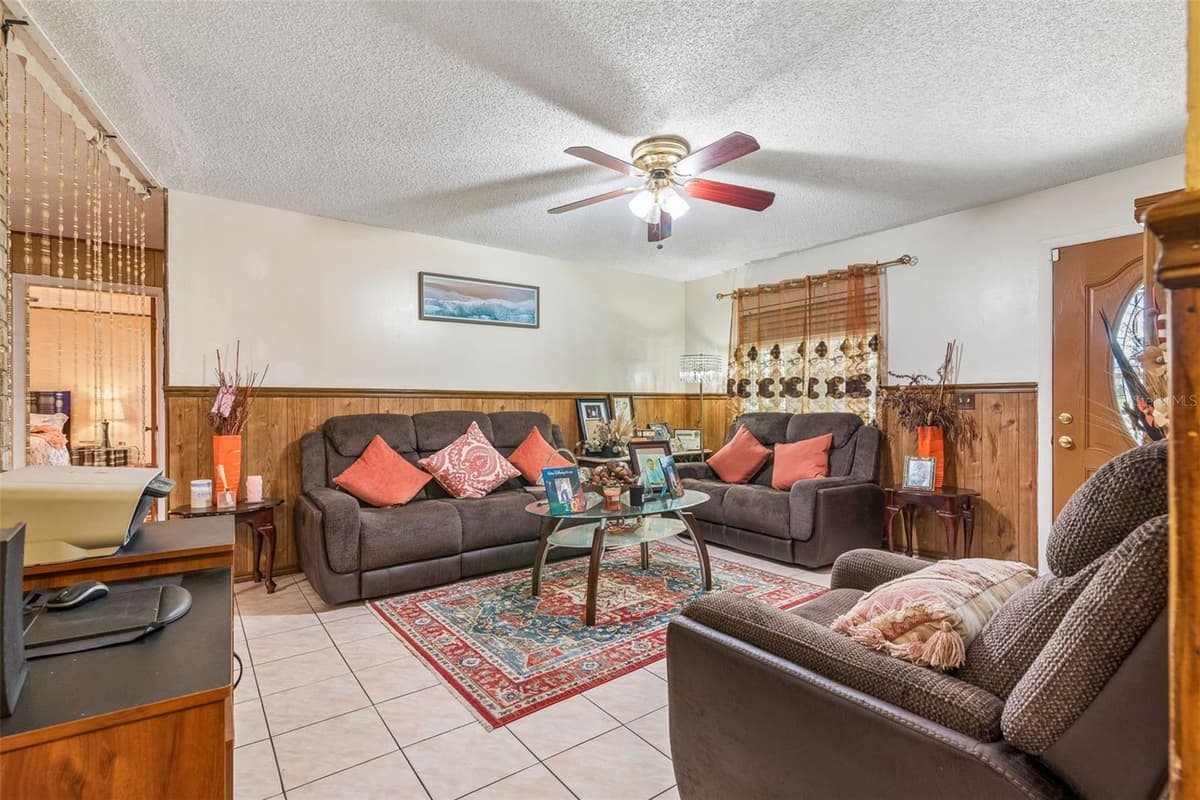 5851 HUTTON DRIVE — photo 6 of 21