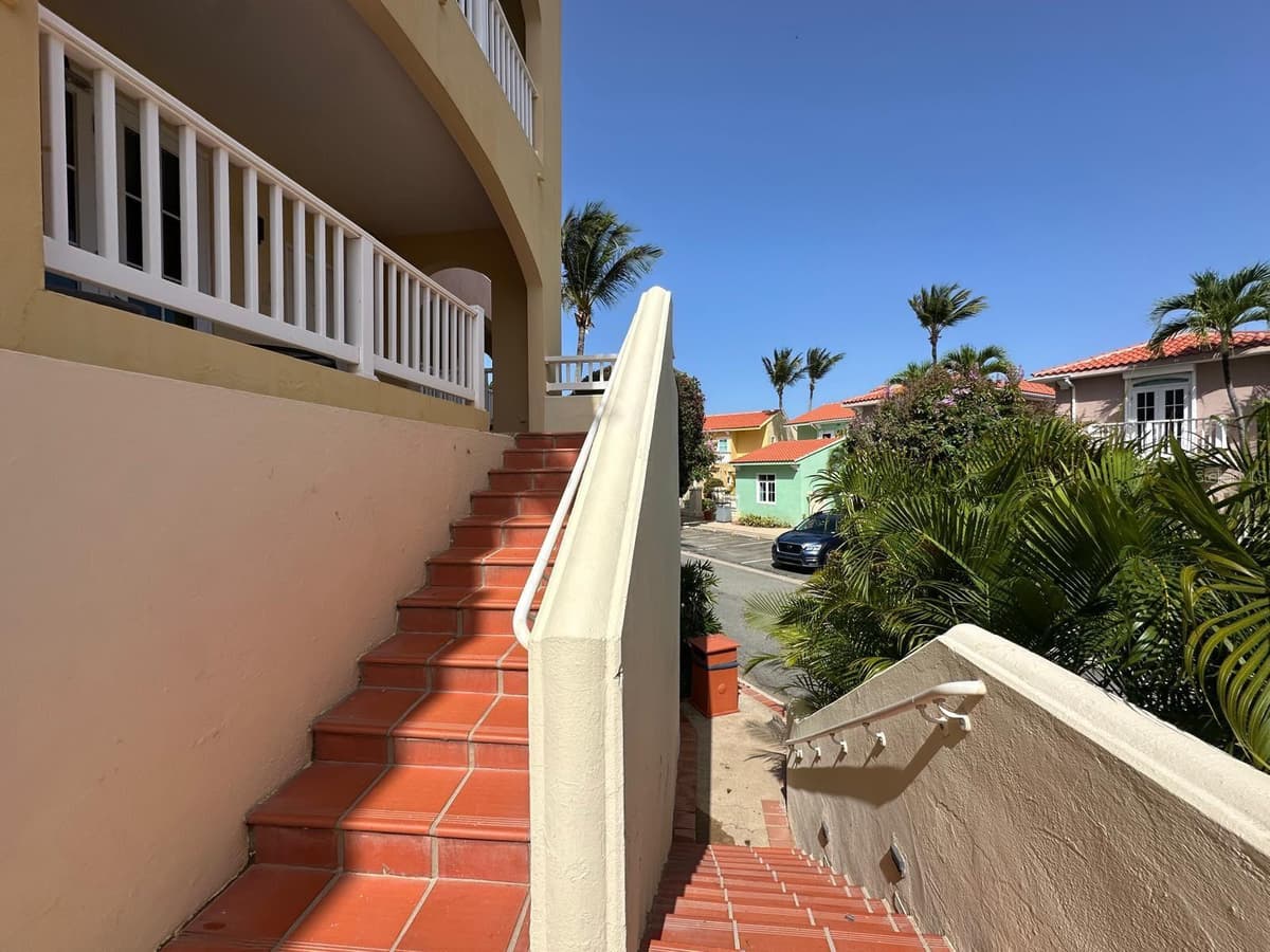 1000 EL CONQUISTADOR AVE. LAS CASITAS I — photo 4 of 13