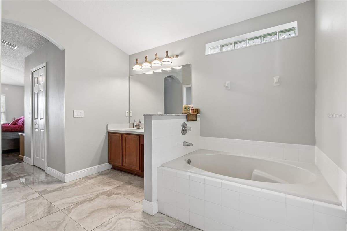 1272 BRAMLEY LANE — photo 33 of 60