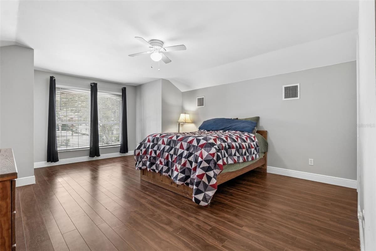 1272 BRAMLEY LANE — photo 24 of 60