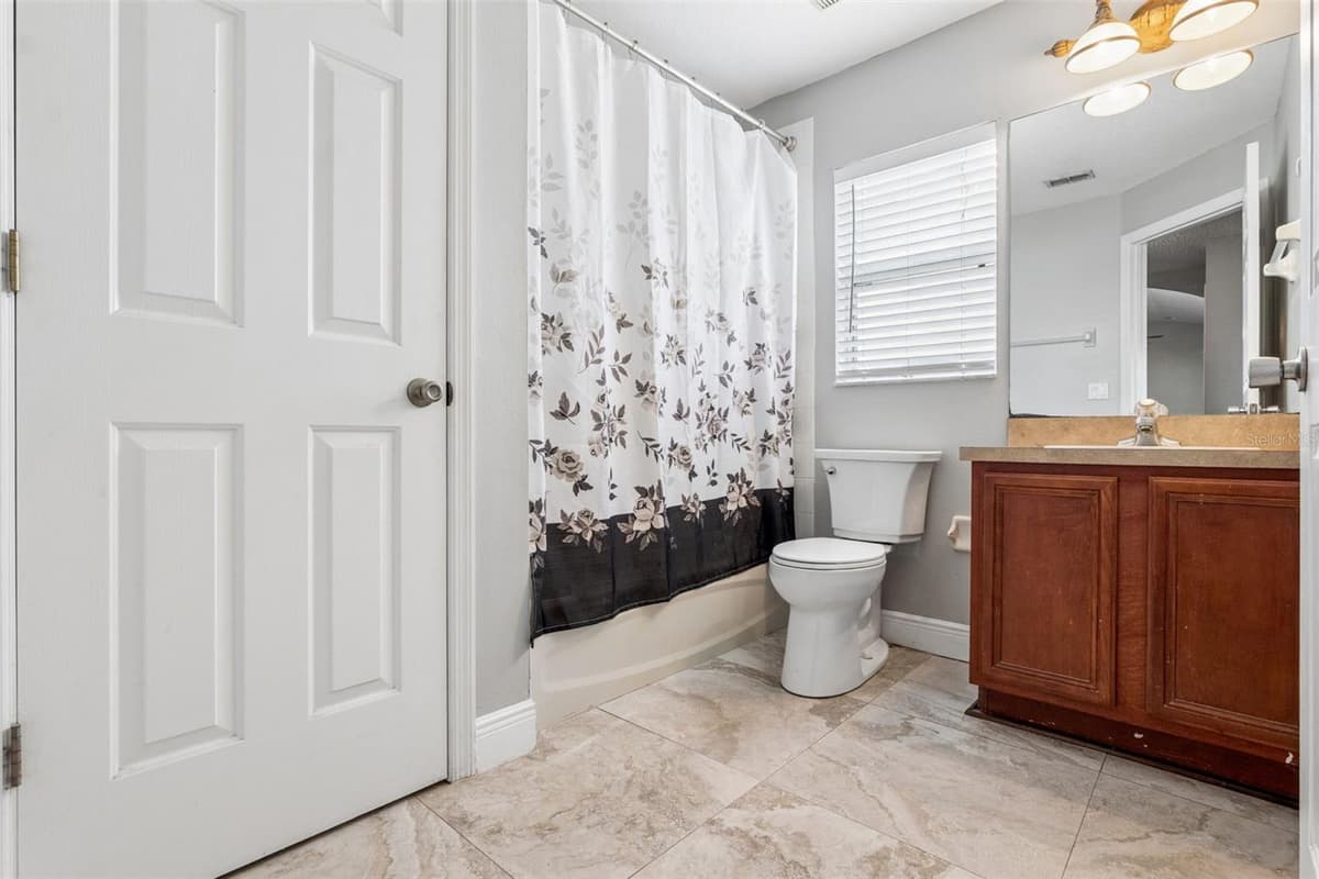 1272 BRAMLEY LANE — photo 34 of 60