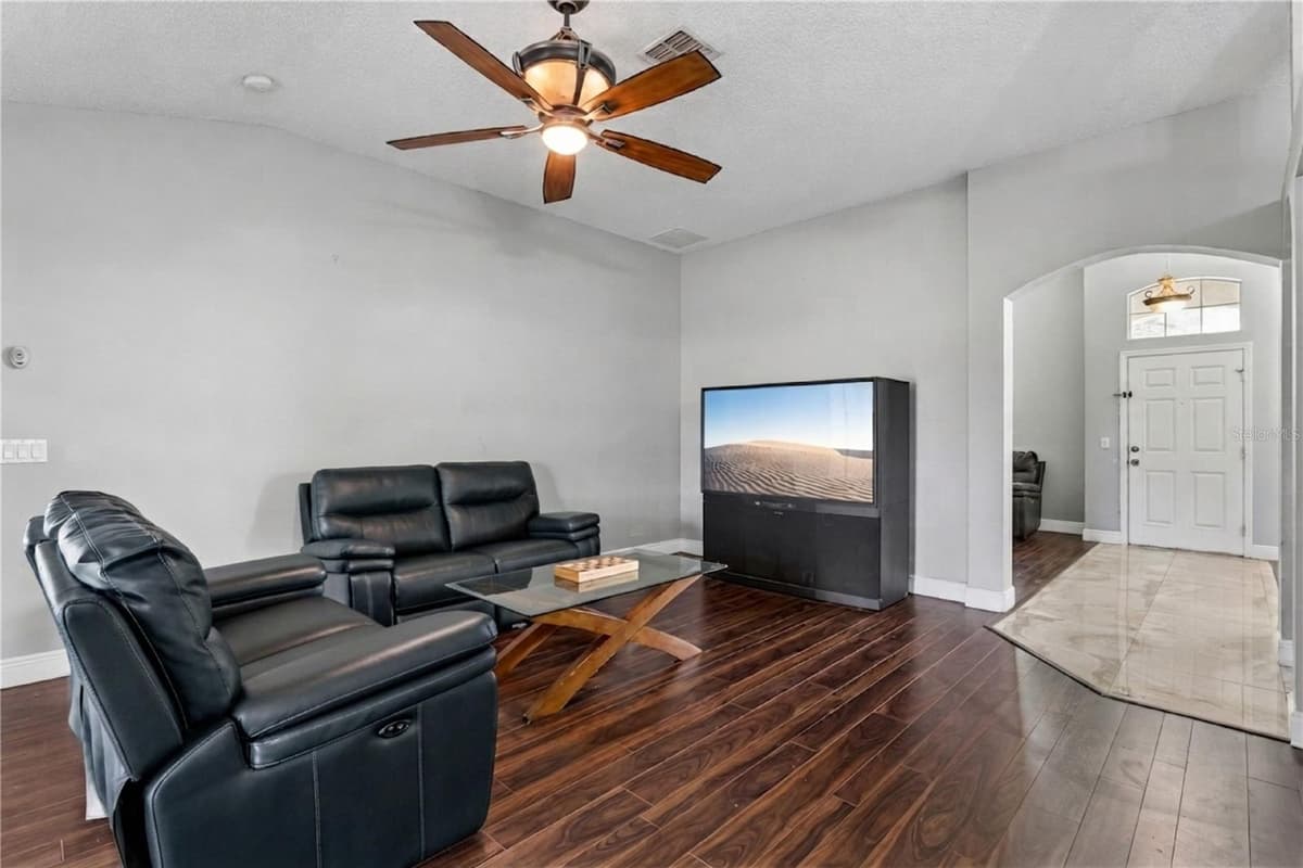 1272 BRAMLEY LANE — photo 15 of 60