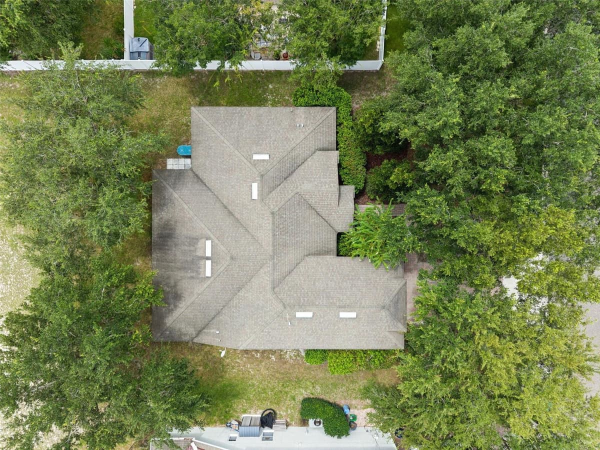 1272 BRAMLEY LANE — photo 48 of 60