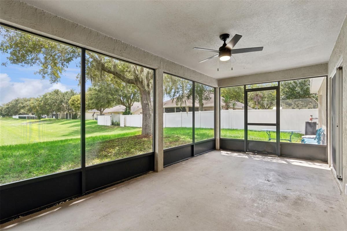 1272 BRAMLEY LANE — photo 40 of 60