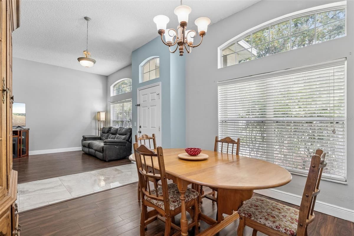 1272 BRAMLEY LANE — photo 11 of 60