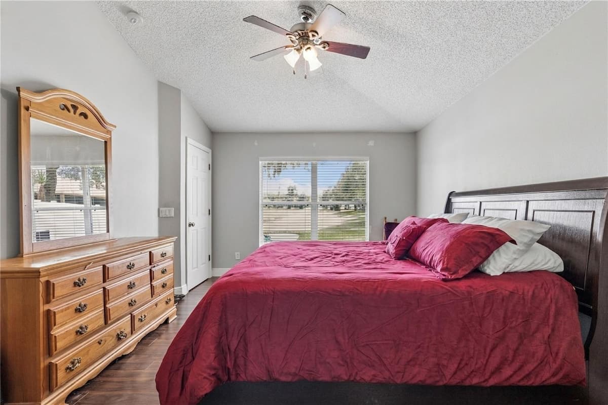 1272 BRAMLEY LANE — photo 21 of 60