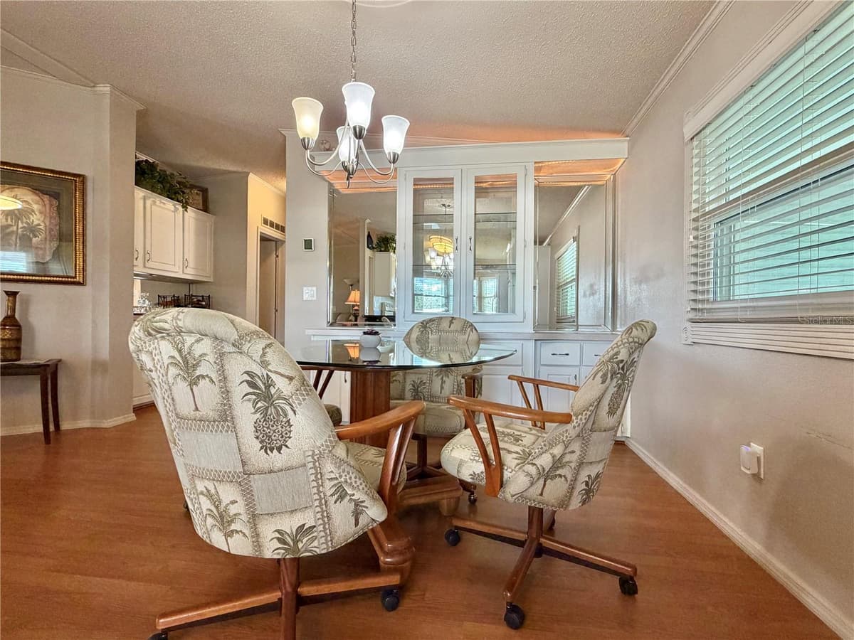 303 HAWTHORNE BOULEVARD — photo 18 of 72