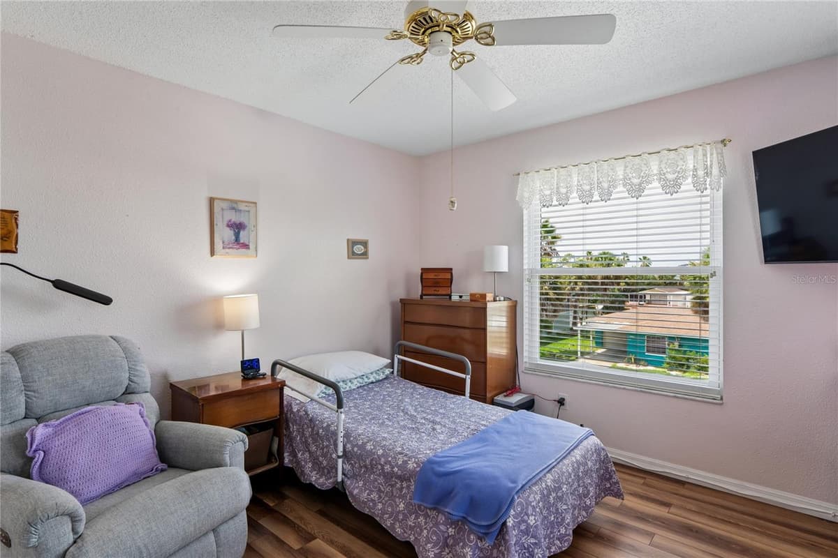 3294 MINNOW CREEK DRIVE — photo 38 of 74