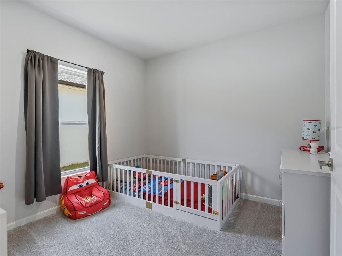 1565 TEXAS AVENUE — photo 34 of 49