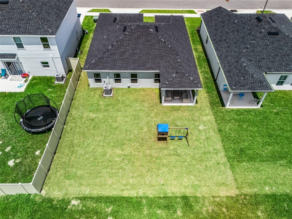 1565 TEXAS AVENUE — photo 45 of 49