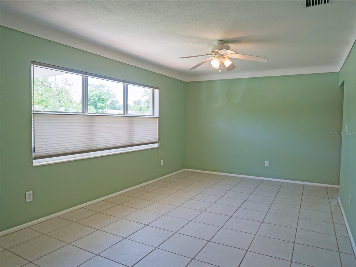 6724 17TH LANE — photo 4 of 35