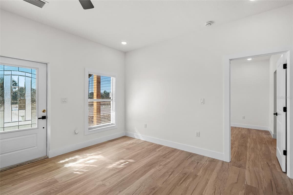 17428 288TH STREET — photo 3 of 31