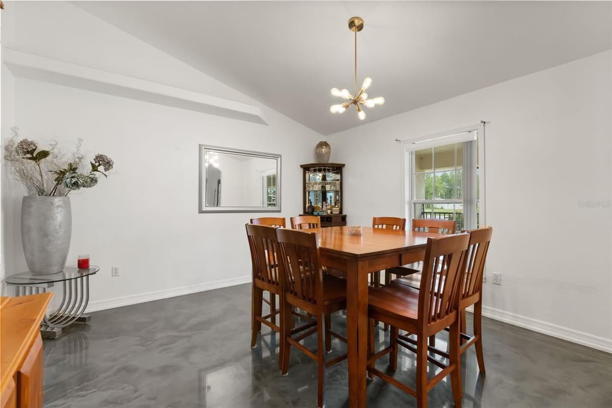 639 MARION OAKS TRAIL — photo 10 of 43