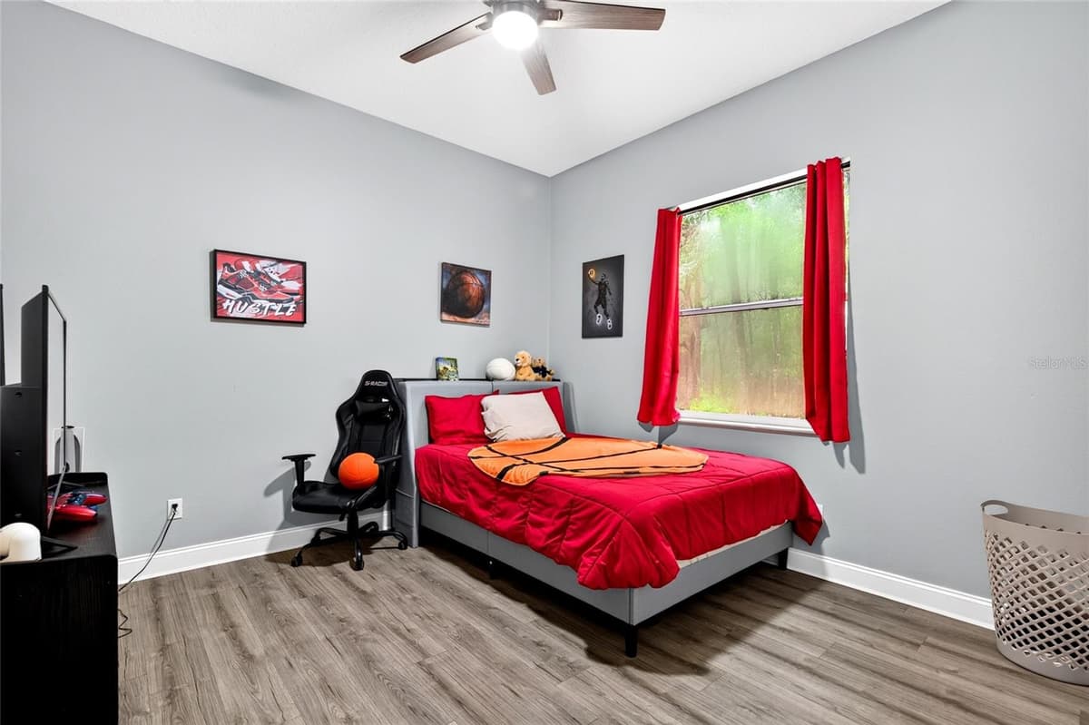 7550 185TH CIRCLE — photo 34 of 47
