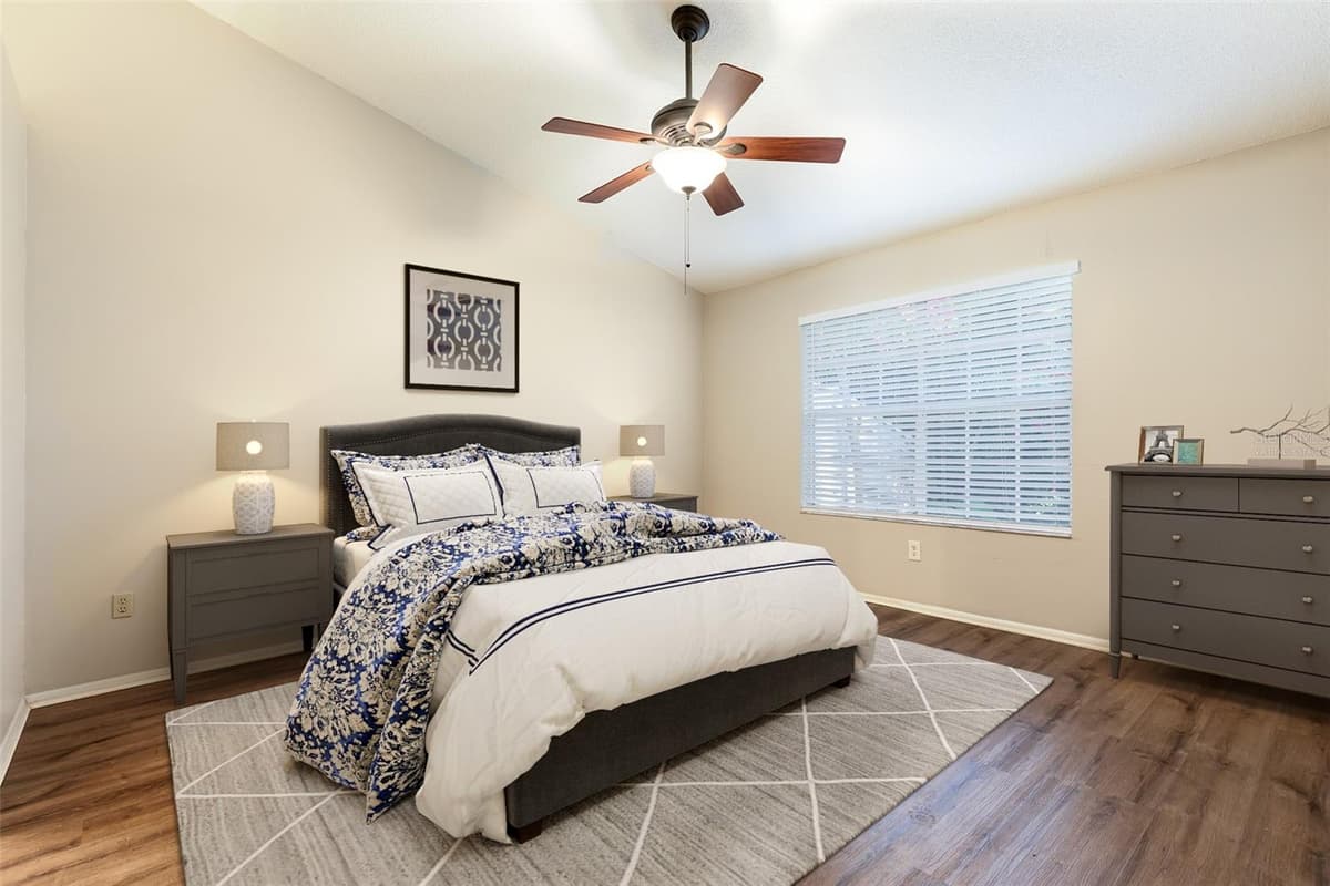 824 HILLARY COURT — photo 16 of 28