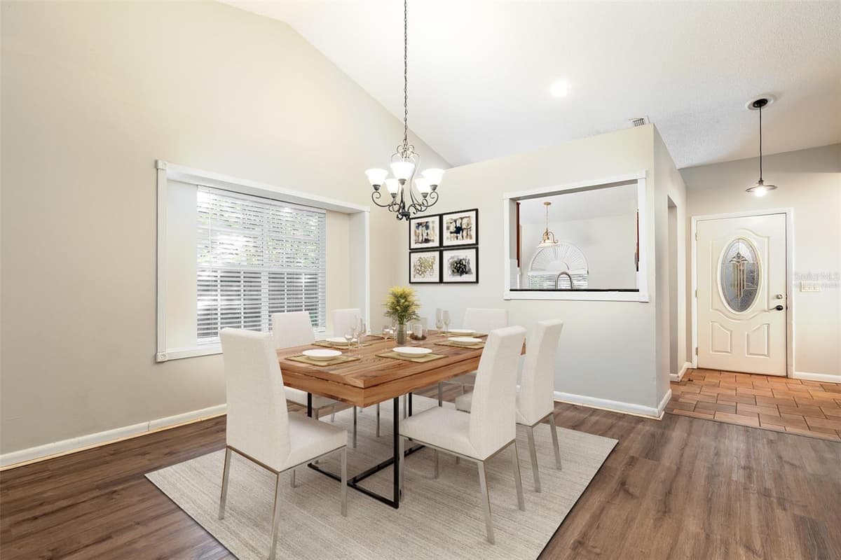 824 HILLARY COURT — photo 14 of 28