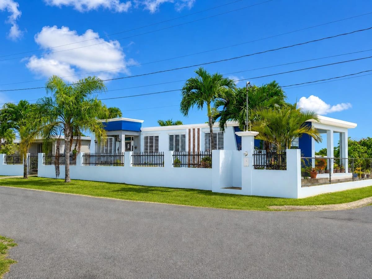 467 BARRIO CAMASEYES, AGUADILLA, KM 4.8 INT — photo 2 of 56