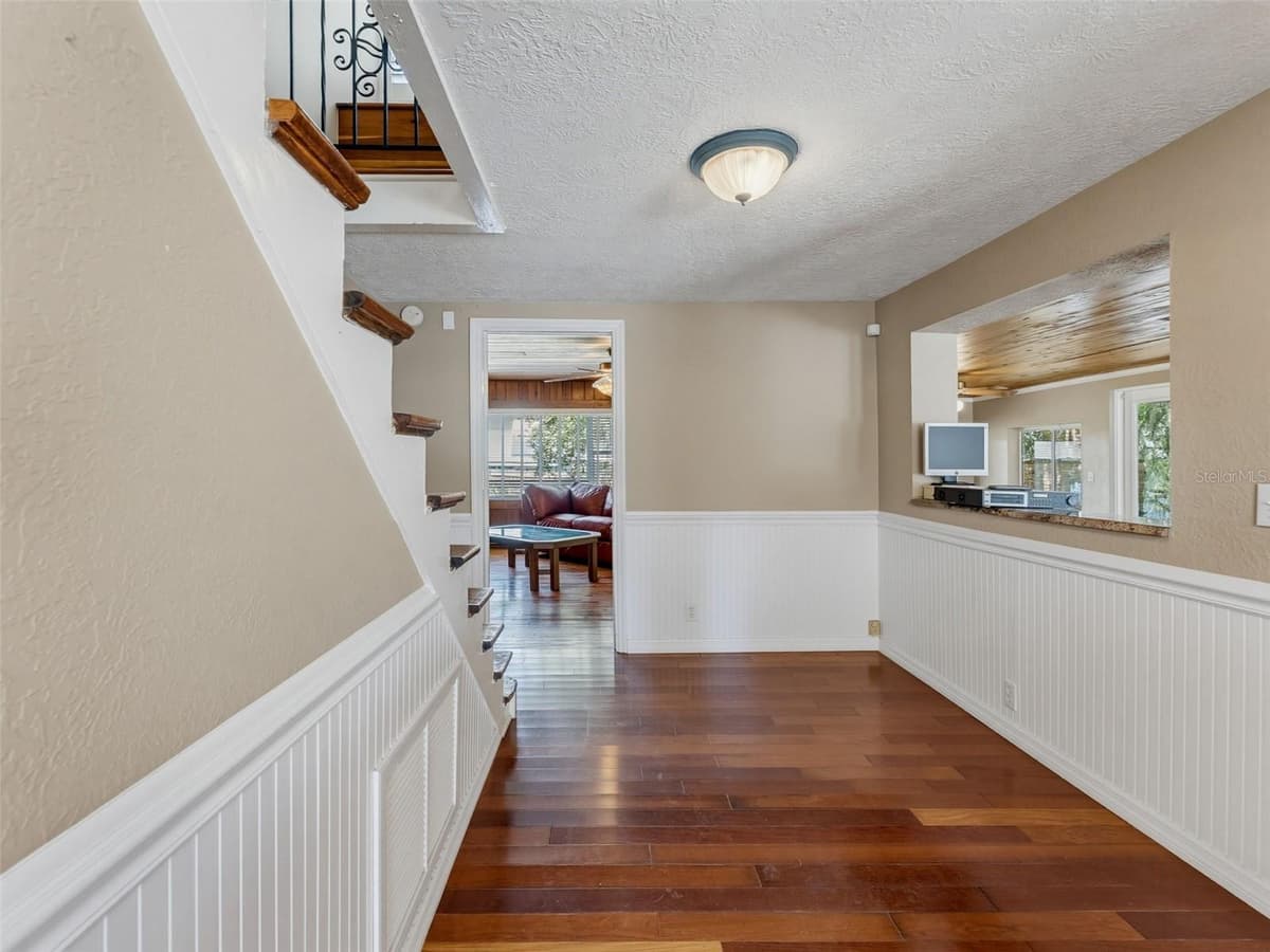 5415 RIVERSIDE DRIVE — photo 43 of 100