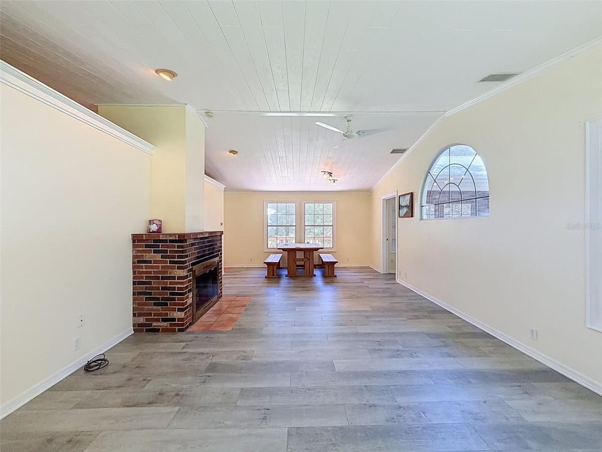 11 PATRICIA ROAD — photo 10 of 87