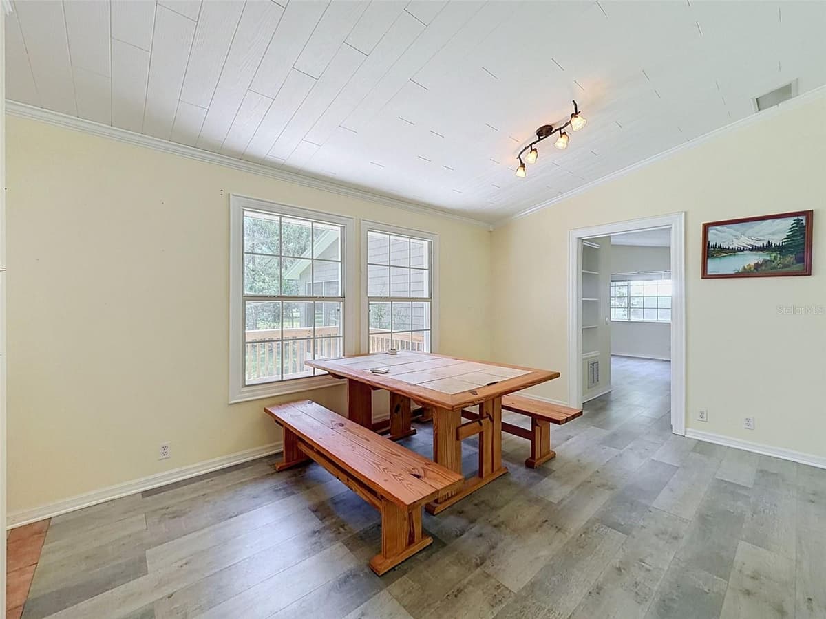 11 PATRICIA ROAD — photo 24 of 87