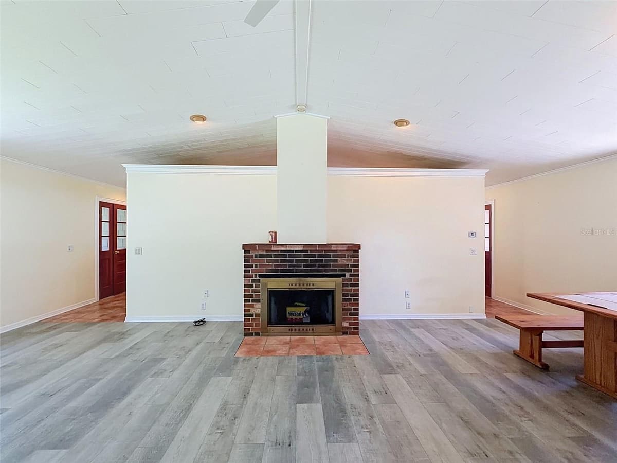 11 PATRICIA ROAD — photo 12 of 87