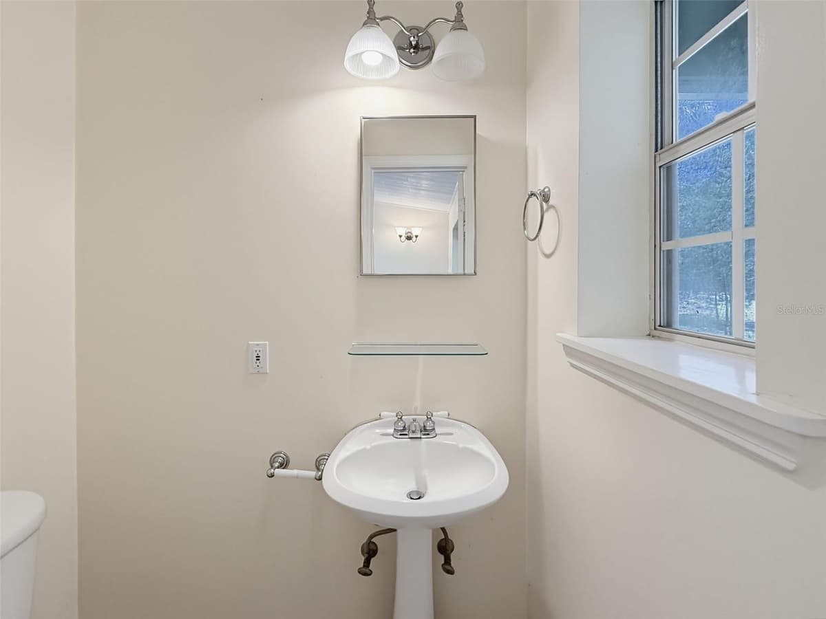 11 PATRICIA ROAD — photo 61 of 87