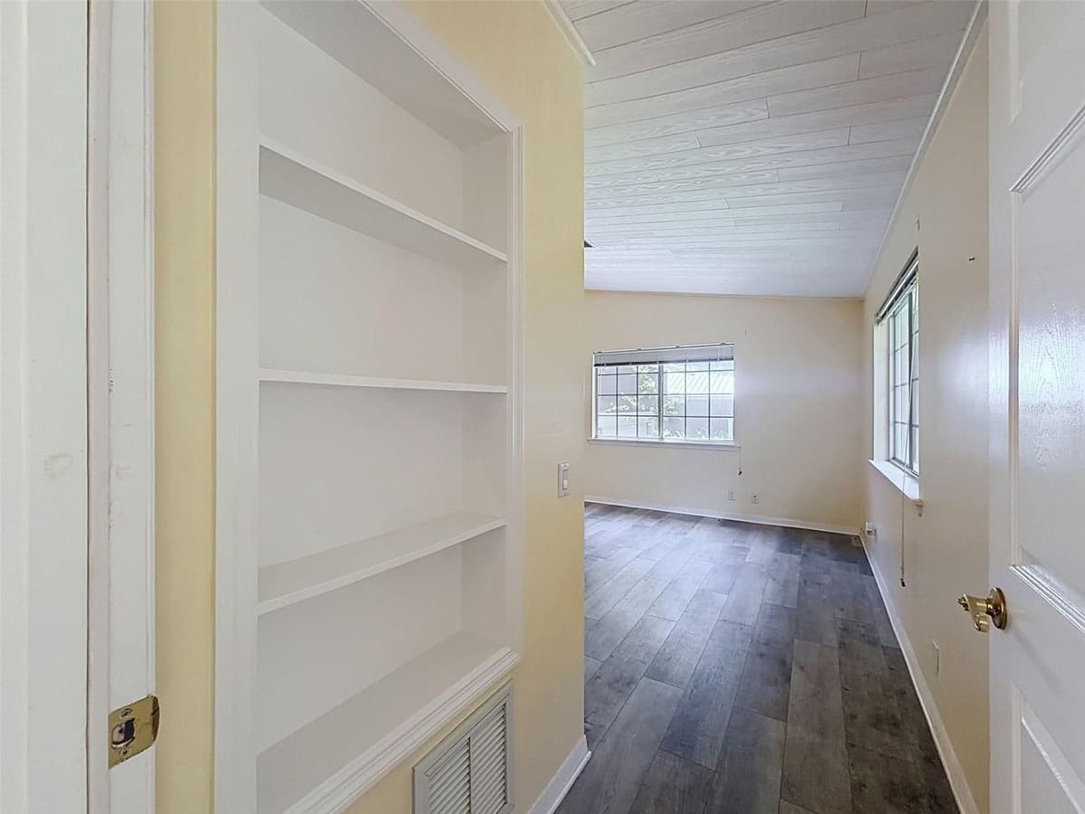11 PATRICIA ROAD — photo 11 of 87