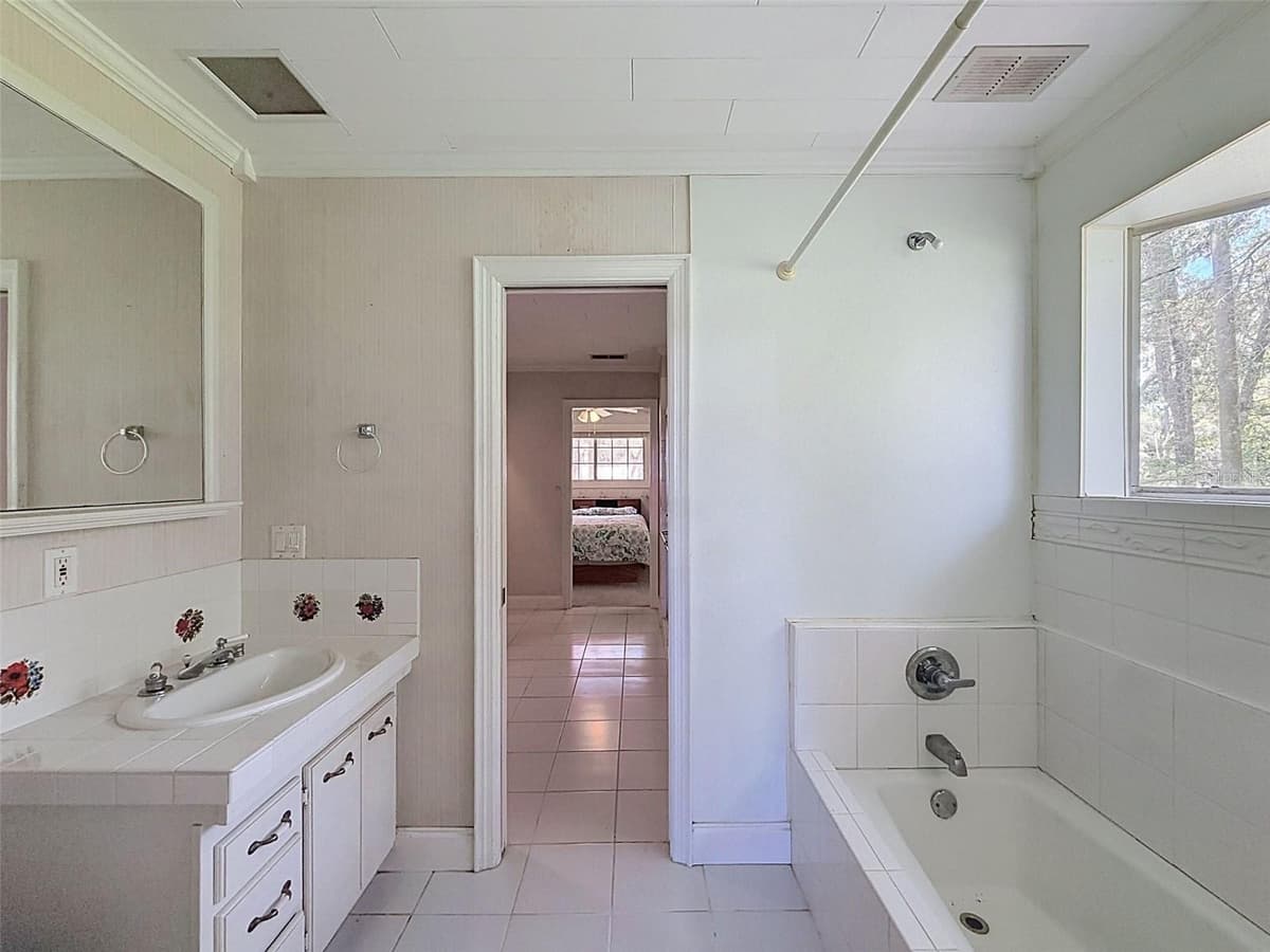 11 PATRICIA ROAD — photo 30 of 87