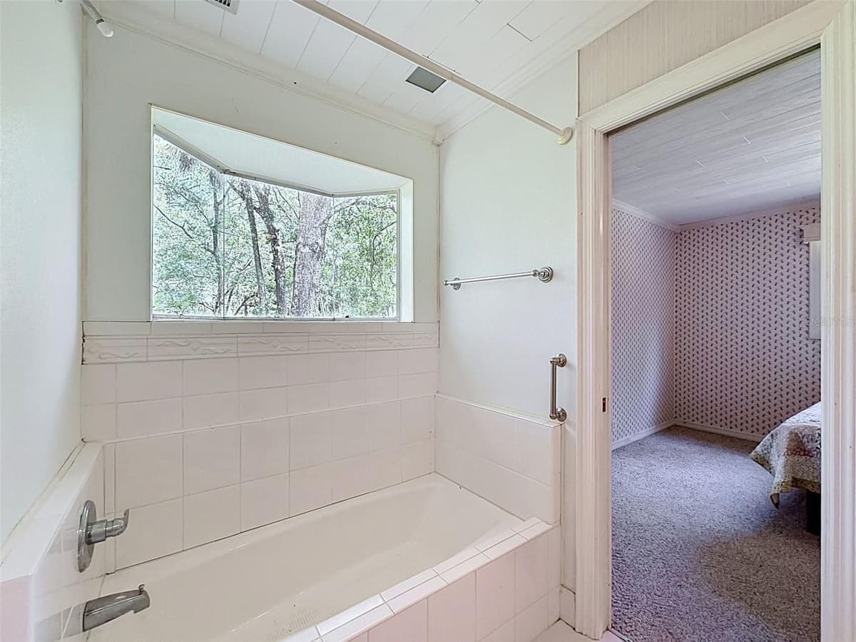 11 PATRICIA ROAD — photo 34 of 87