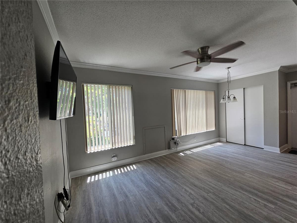 2321 ECUADORIAN WAY — photo 13 of 73