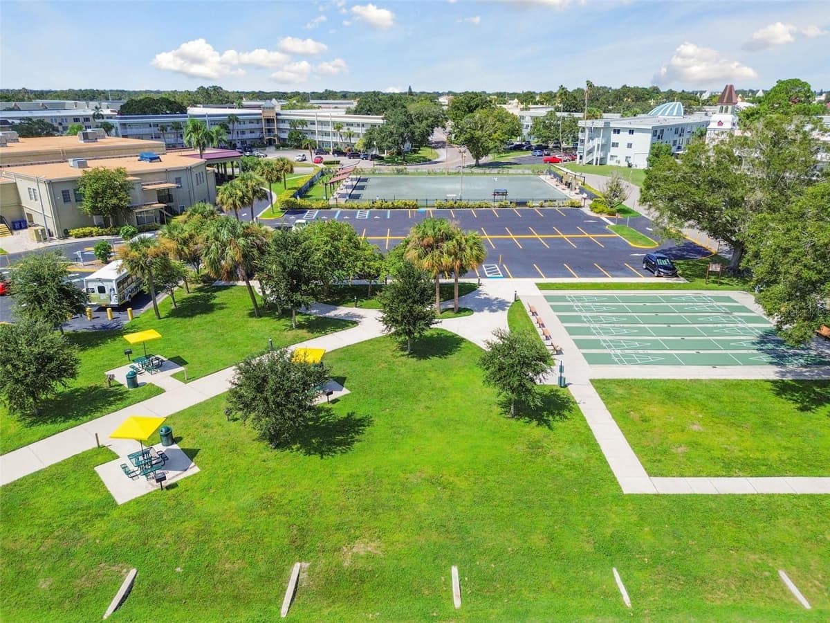 2321 ECUADORIAN WAY — photo 36 of 73