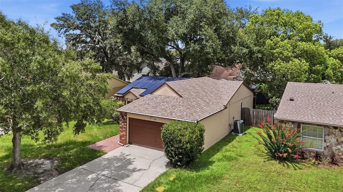 723 OAK MANOR CIRCLE — photo 30 of 36