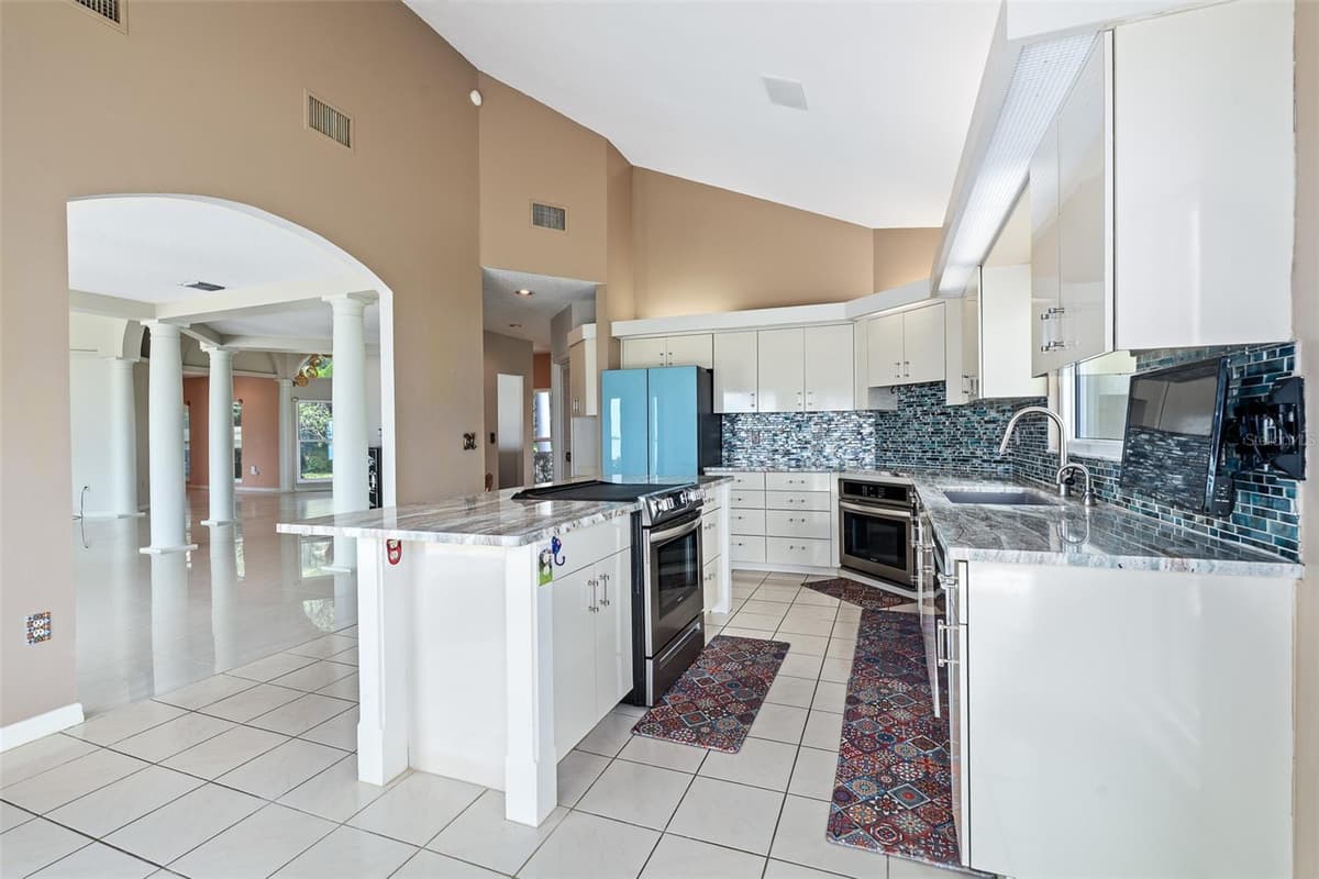 1412 MOSSWOOD DR — photo 23 of 82