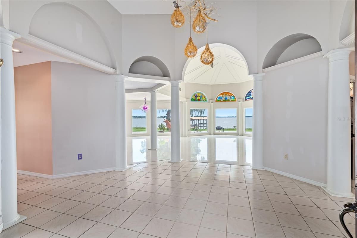 1412 MOSSWOOD DR — photo 5 of 82