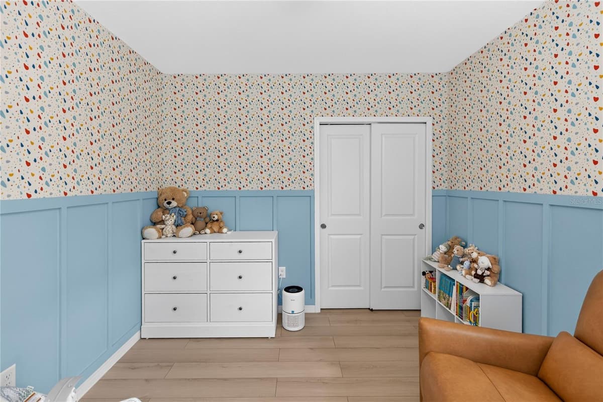 3082 GREEN PARK DRIVE — photo 17 of 34
