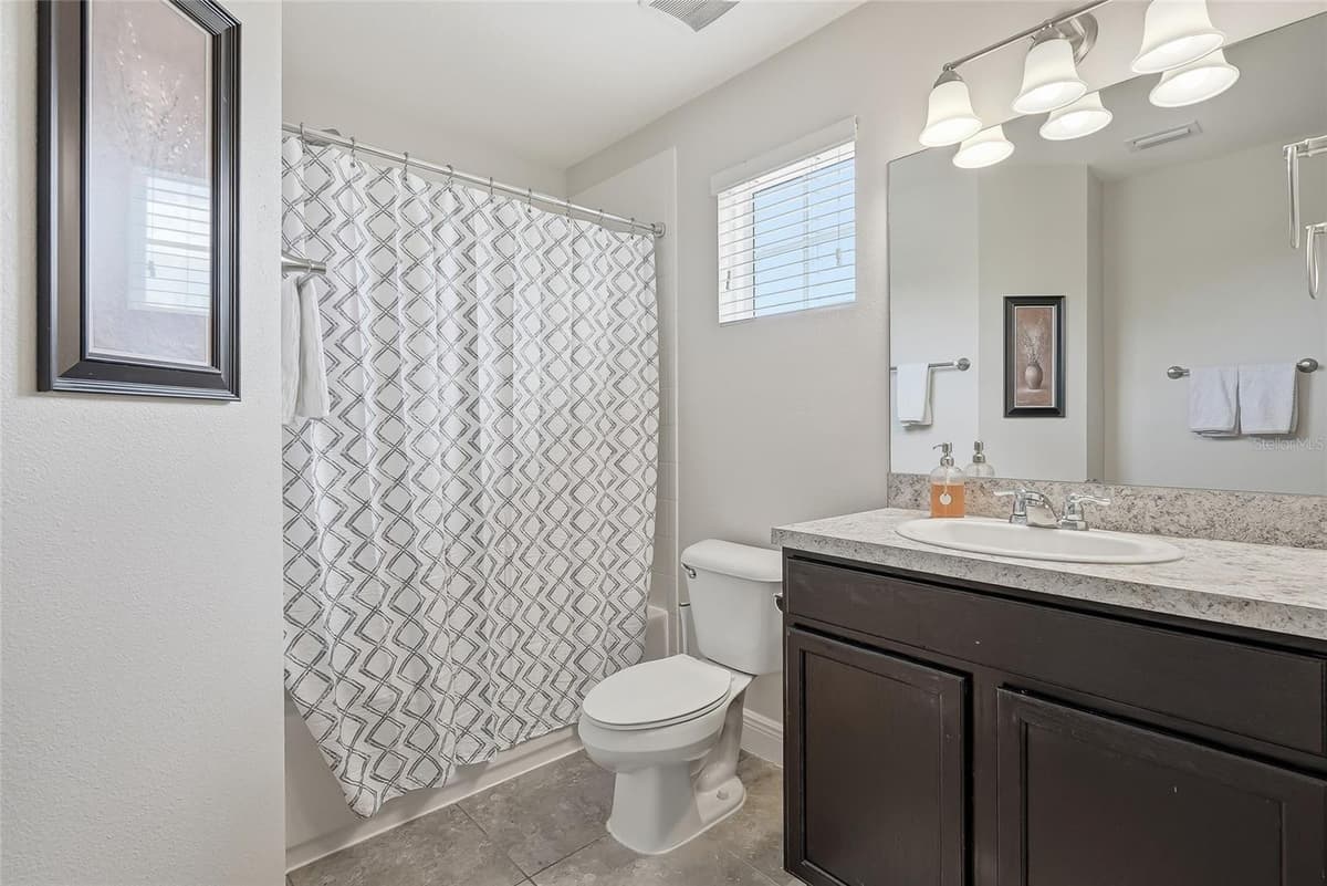 10229 NEWMINSTER LOOP — photo 37 of 72